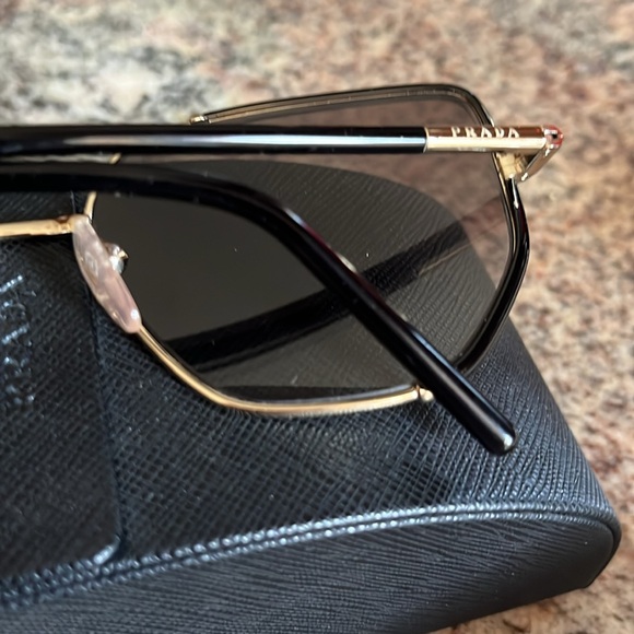 Prada sunglasses-NEW - Picture 7 of 8
